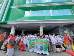 Ajarkan Siswa Tentang Wirausaha, SD Islam Athirah 2 Berkunjung Ke Supermarket