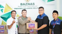 Bosowa Peduli dan PT MCM Serahkan 200 Paket Pangan kepada Baznas Sulsel