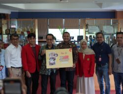 Telkomsel Salurkan Bantuan Pendidikan untuk Mahasiswa UNHAS dan UNM, Perkuat Kemajuan Pendidikan Tinggi