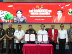 Unhas dan Kejati Sulsel Jalin Kerja Sama, Rektor: Isu Hukum Butuh Kajian Multidisiplin