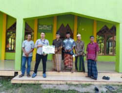 Pegadaian Kanwil Makassar Salurkan Bantuan Bahan Bangunan Senilai Rp30 Juta untuk Pembangunan Toilet Masjid Babul Ali Bontoa