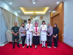 Aliah dan Nadhif, Paskibraka Nasional Asal Sulsel, Terima Tabungan Pendidikan dari Wagub Fatmawati