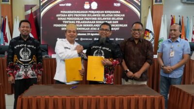KPU Sulsel dan Dinas Pendidikan Sulsel Menandatangani MoU Pendidikan Pemilih Berkelanjutan di Sekolah Menengah Atas (SMA)/sederajat untuk Pemilihan OSIS Serentak se-Sulawesi Selatan