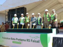 Munafri Dampingi JK Letakkan Batu Pertama di RS Islam Faisal