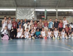 Sekda Sulsel Jufri Rahman Suntik Semangat Tim Basket di Laga Perdana PORNAS KORPRI 2025