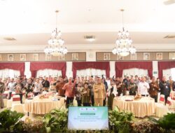 MEMBANGUN SEKTOR JASA KEUANGAN BERINTEGRITAS