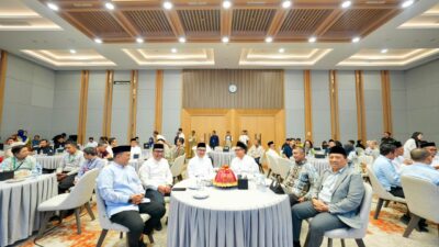 OJK Bersama FKIJK Sulselbar Mengelar Buka Puasa Bersama Mempererat Silaturahmi dan Memperkuat Kolaborasi Industri Jasa Keuangan