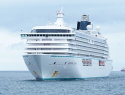 SPJM Sambut Kedatangan Cruise Crystal Serenity Di Makassar 
