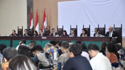 KPPU Putus 97 Pinjol Bersalah, Denda Capai Rp755 Miliar dalam Perkara Penetapan Bunga