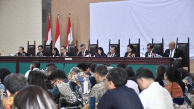 KPPU Putus 97 Pinjol Bersalah, Denda Capai Rp755 Miliar dalam Perkara Penetapan Bunga