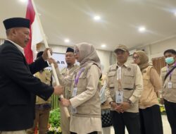 Wakil Ketua PPIH Embarkasi Makassar Lepas Jemaah Haji Kloter 3 Upg asal Kabupaten Bone