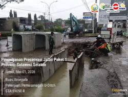 Pemasangan U-Ditch di Ruas Aroepala Dikebut, Gubernur Sulsel: Kita Maksimalkan Saluran Drainasenya