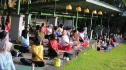 Rayakan Hari Jadi dengan Semangat Harmony and Wellness, Bukit Baruga Gelar Yoga with Matcha Session 