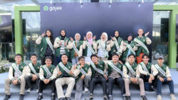 Gojek dan Yayasan GoTo Merah Putih Berikan Beasiswa S1 kepada Ratusan Mitra Driver dan Keluarga