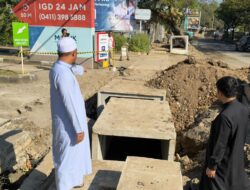 Gubernur Sulsel Cek Langsung Progres Pekerjaan Jalan Hertasning-Aroepala dan Poros Pattallassang