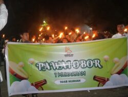 Pawai Obor Bukit Baruga Sambut 1 Muharram: Merawat Tradisi, Memperkuat Harmoni