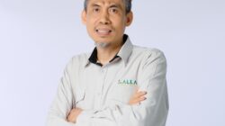 Mendengarkan