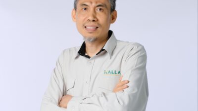 Mendengarkan