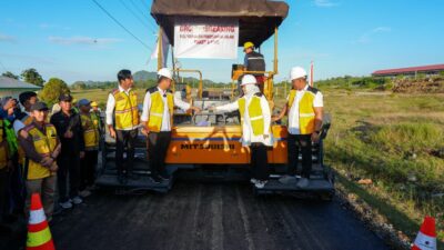Dipusatkan di Ruas Bua-Rantepao, Gubernur Sulsel Groundbreaking MYP Paket 6 untuk 20 Ruas Jalan