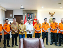 Gubernur Andi Sudirman Laporkan Progres Evakuasi KM Nurul Salsa kepada Kepala Basarnas RI
