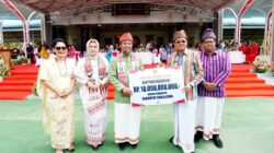 Gubernur Sulsel Serahkan Bantuan Keuangan Rp10 Miliar di Hari Jadi Toraja Utara ke-18