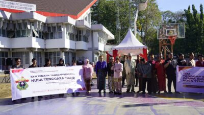Rektor Unhas Lepas KKN Tanggap Bencana dan Tim Bantuan Medis ke NTT