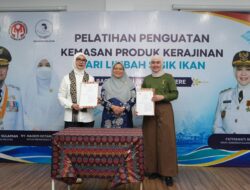 Kerajinan Sisik Ikan Perempuan Paotere Didorong Naik Kelas lewat Penguatan Kemasan