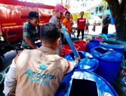 Pemprov Sulsel Salurkan Air Bersih untuk Warga Terdampak Kekeringan di Maros