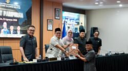 Sekda Jufri Rahman Hadiri Paripurna DPRD Sulsel, Hasil Reses Jadi Masukan Perencanaan Pembangunan