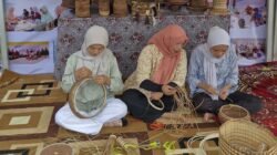 Vale Lestarikan Anyaman Teduhu Warisan Budaya Lokal Menembus Pasar Nasional