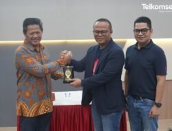 Dari THRIVE Goes to Universitas Hasanuddin , Telkomsel Ungkap Talenta yang Dicari di Era AI : Bukan Sekadar Jago Prompting