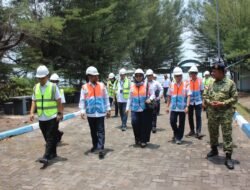 Direksi dan Komisaris PT Pelindo Jasa Maritim Lakukan Management Walkthrough di Pulau Nipa, Pastikan Kesiapan Operasional STS Nipa