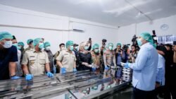 Gubernur Sulsel Dampingi Kepala BGN Resmikan SPPG Wilayah 3T di Takalar
